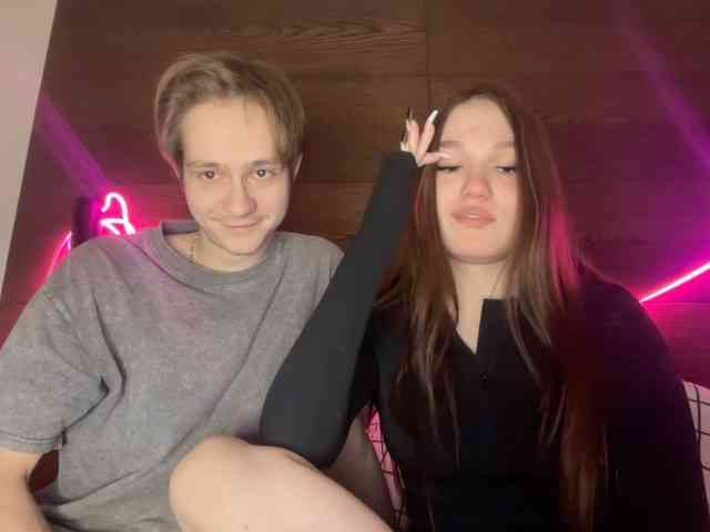 titsDestroy2007 webcam