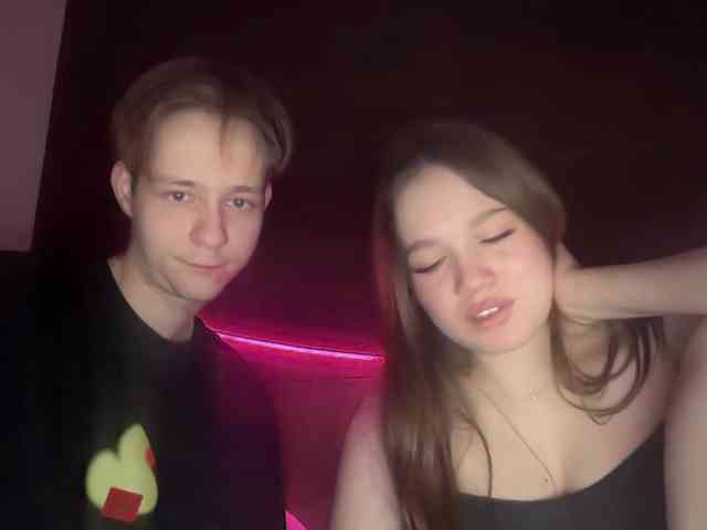 titsDestroy2007 webcam