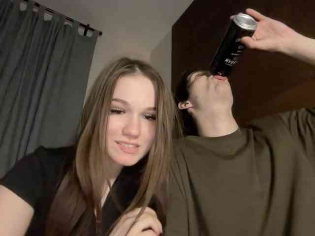 titsDestroy2007 webcam