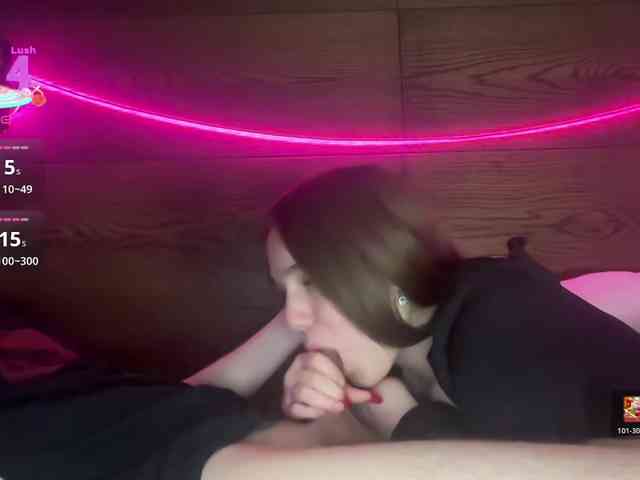 titsDestroy2007 webcam