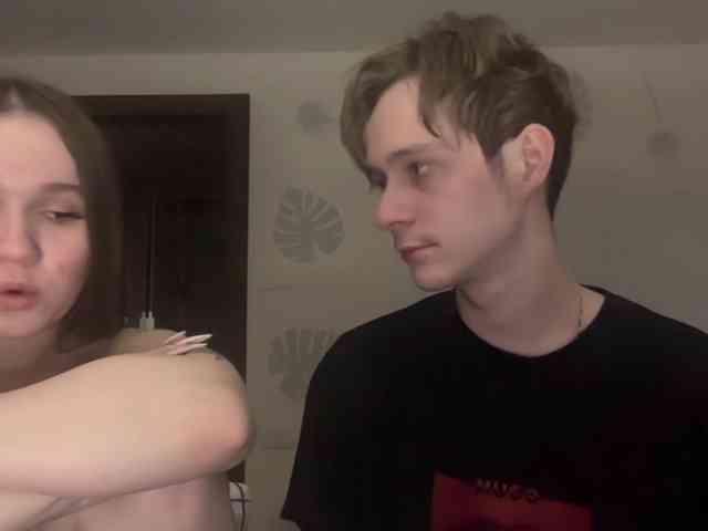 titsDestroy2007 webcam