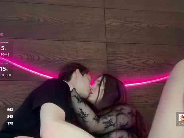 titsDestroy2007 webcam