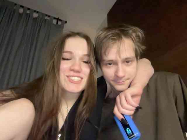 titsDestroy2007 webcam