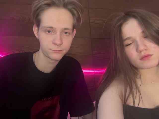 titsDestroy2007 webcam