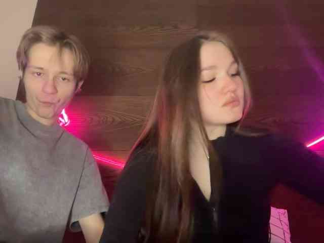 titsDestroy2007 webcam