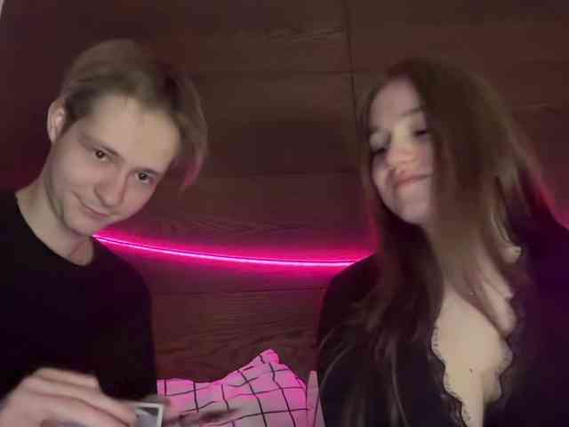 titsDestroy2007 webcam