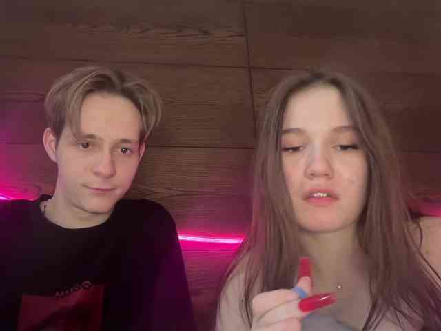 titsDestroy2007 webcam