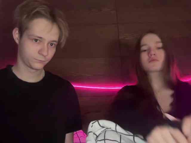 titsDestroy2007 webcam