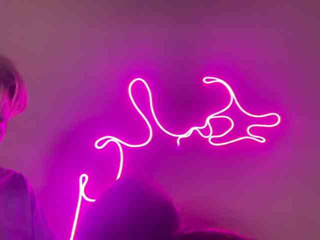 titsDestroy2007 webcam