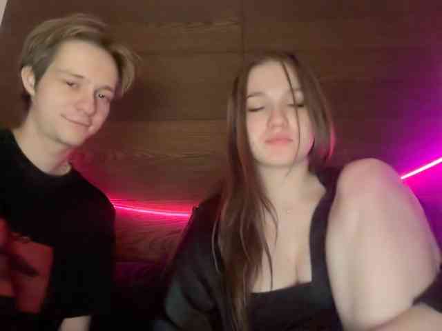 titsDestroy2007 webcam