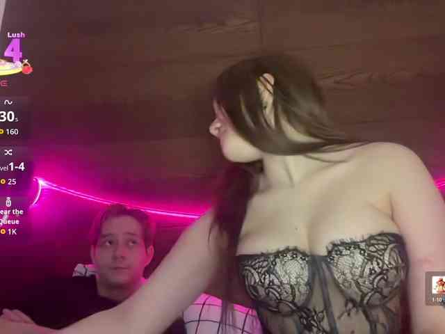 titsDestroy2007 webcam