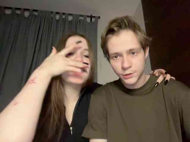 titsDestroy2007 webcam