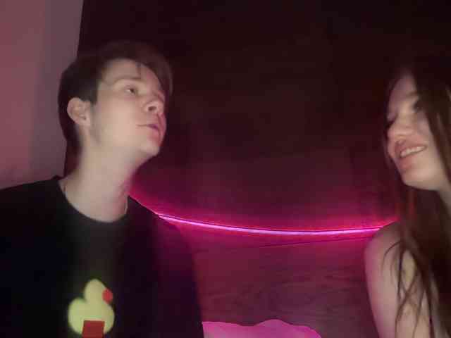 titsDestroy2007 webcam