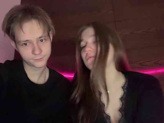 titsDestroy2007 webcam