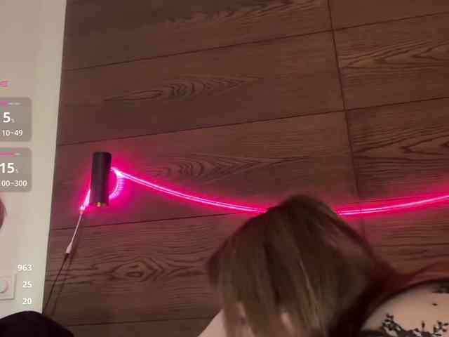 titsDestroy2007 webcam