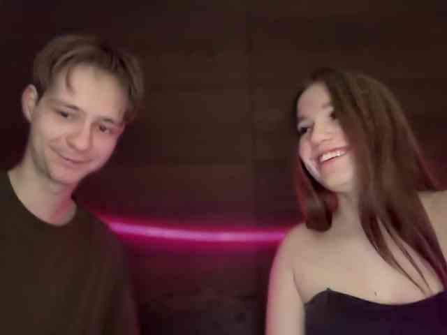 titsDestroy2007 webcam