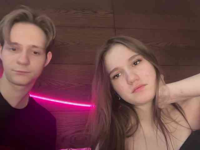 titsDestroy2007 webcam