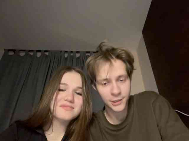 titsDestroy2007 webcam