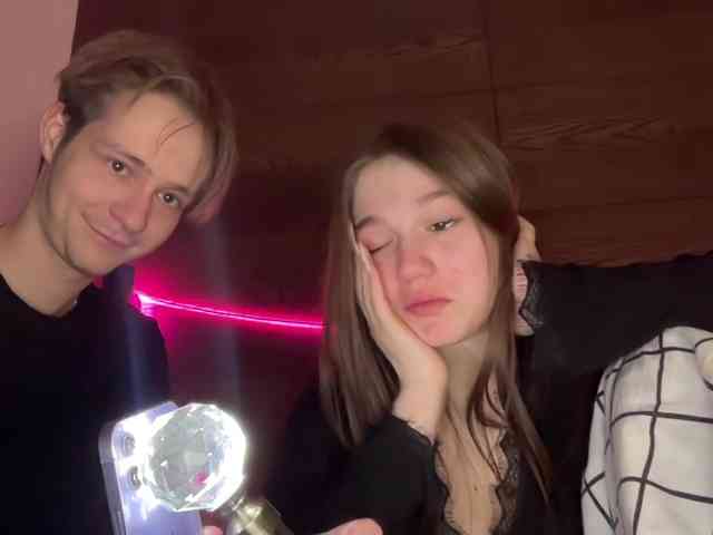 titsDestroy2007 webcam