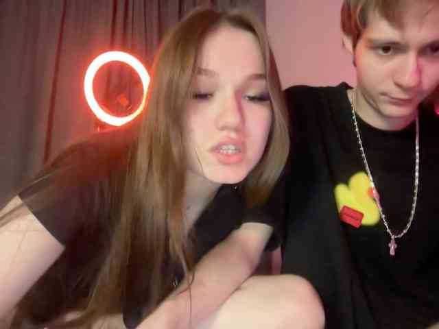 titsDestroy2007 webcam