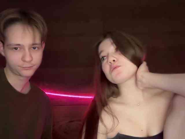 titsDestroy2007 webcam