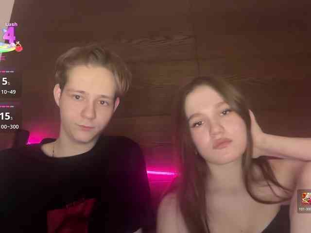 titsDestroy2007 webcam