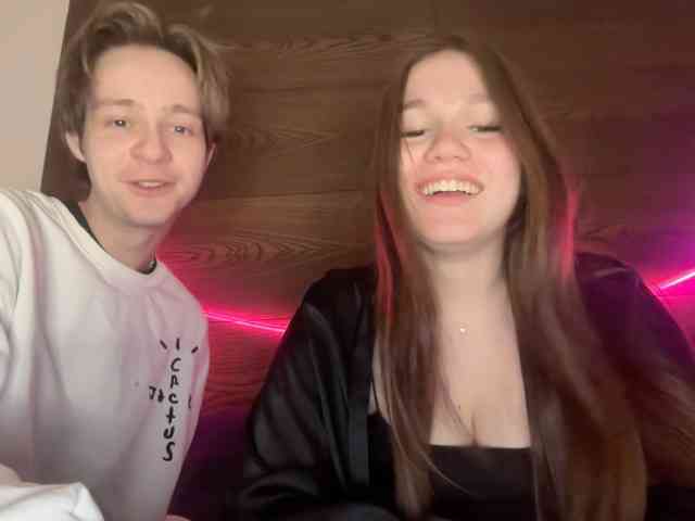 titsDestroy2007 webcam