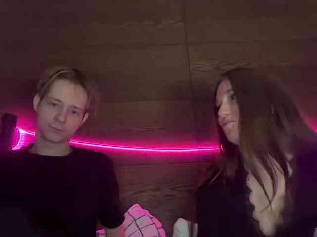 titsDestroy2007 webcam