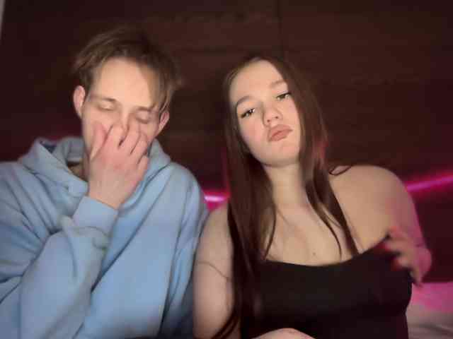 titsDestroy2007 webcam