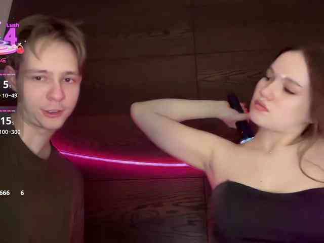 titsDestroy2007 webcam