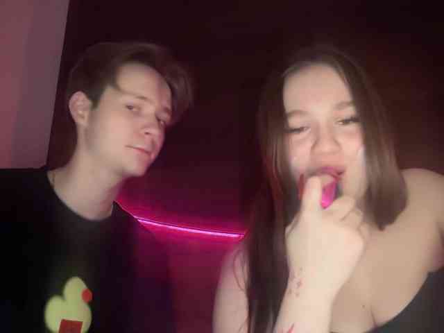 titsDestroy2007 webcam