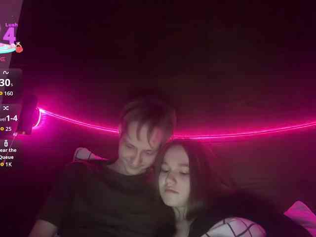 titsDestroy2007 webcam