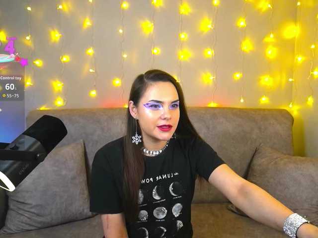 yesbody's BongaCams show and profile