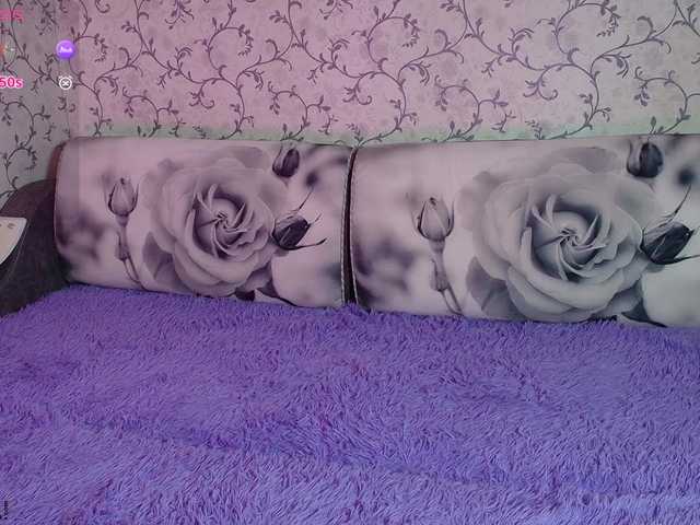 yesbody's BongaCams show and profile