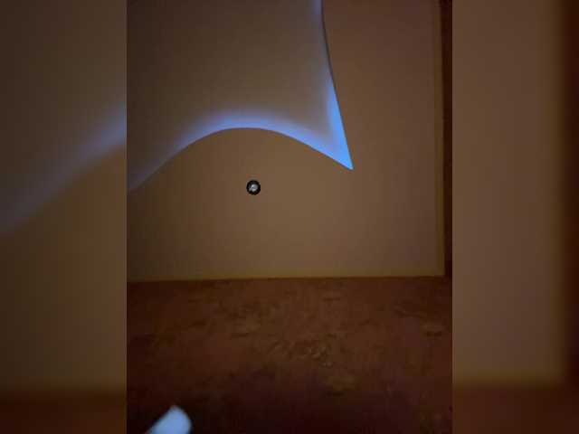 RedTobacco's BongaCams show and profile