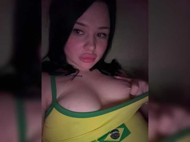 RedTobacco's BongaCams show and profile