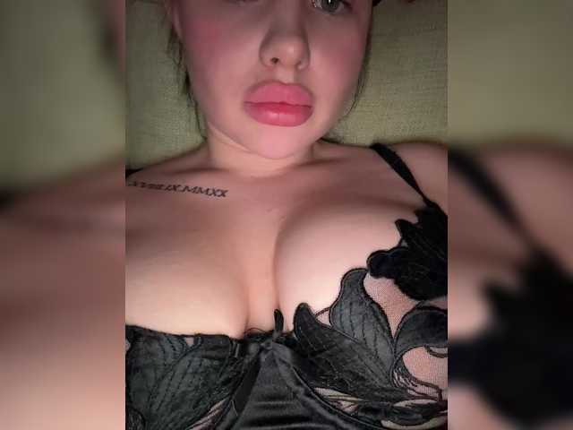 RedTobacco's BongaCams show and profile