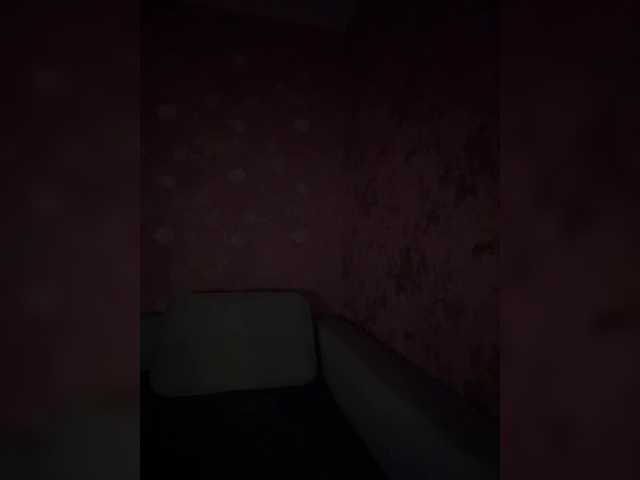 RedTobacco's BongaCams show and profile