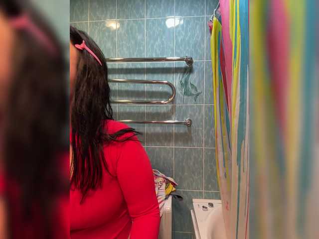 RedTobacco's BongaCams show and profile