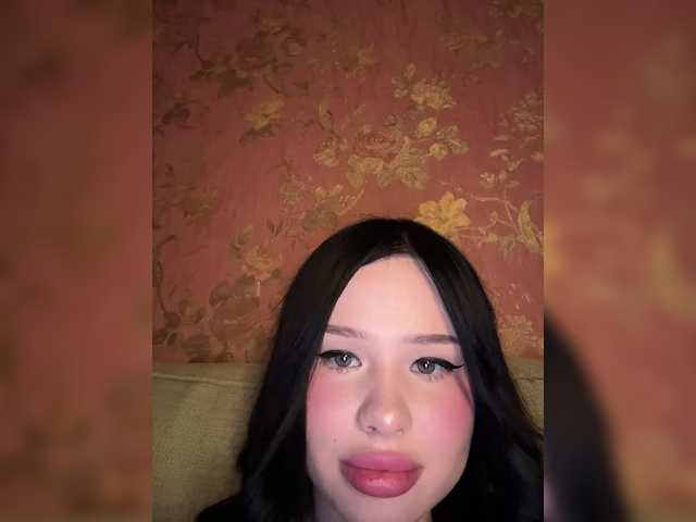 RedTobacco's BongaCams show and profile