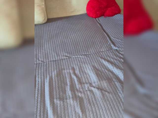 RedTobacco's BongaCams show and profile