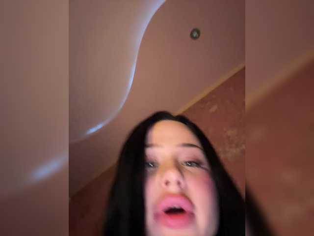 RedTobacco's BongaCams show and profile