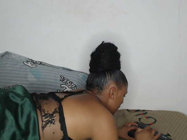 Belle255 – webcam model profile photo