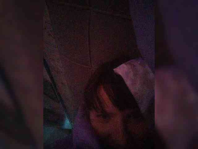 White00Flower Live Webcam on BongaCams