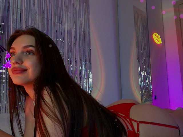 VelvetHex Nude Live Sex Shows