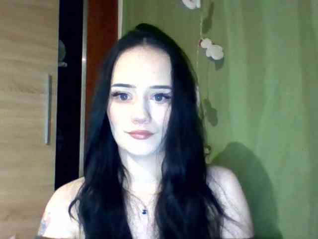 NinaFlirt webcam