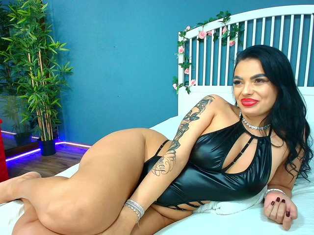 NikkyStyle's BongaCams show and profile