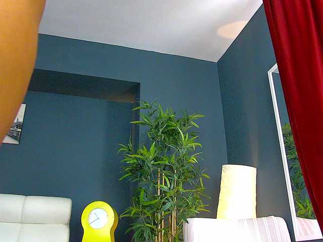 NikkyStyle's BongaCams show and profile