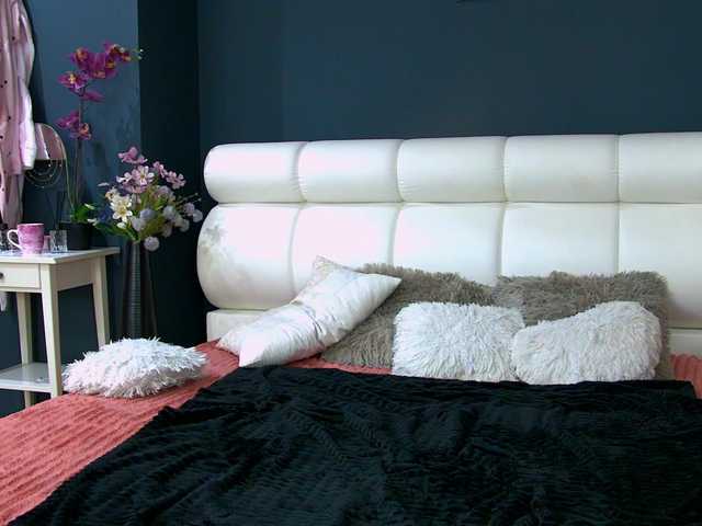 NikkyStyle's BongaCams show and profile