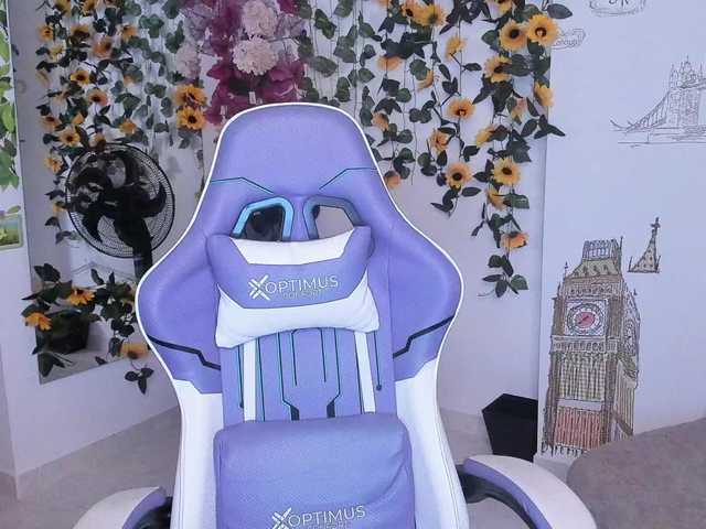 BongaCams Cata69 is Freechat Cata69 — Hey guys, I'm competing to be the queen of queens, help me fulfill my dream and if you like my stream, give it some love.